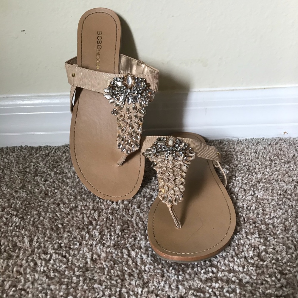BCBGeneration Belluna Jeweled Flip Flop Sa… - Picture 4 of 11